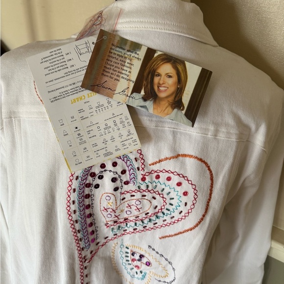 Susan Graver White Embroidered Denim Jacket Red Heart Button Accents NWT 129.00 - Picture 9 of 14